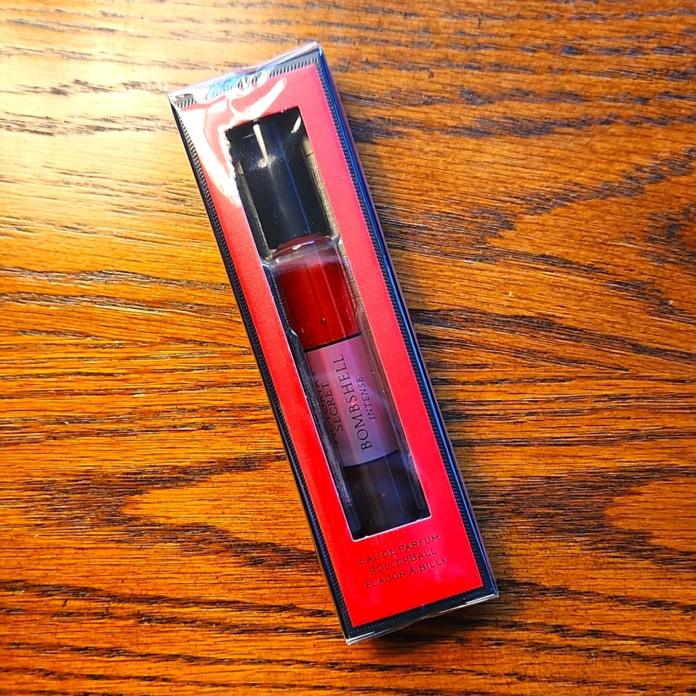 NWT Victoria's Secret Bombshell Intense Rollerball, .23 fl oz.